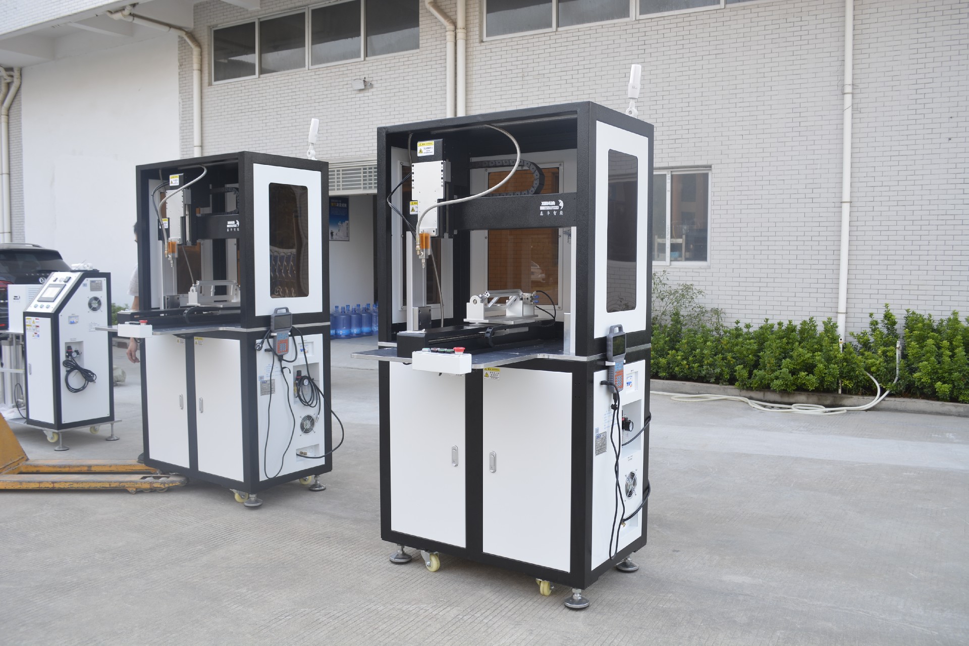 點膠機.jpg